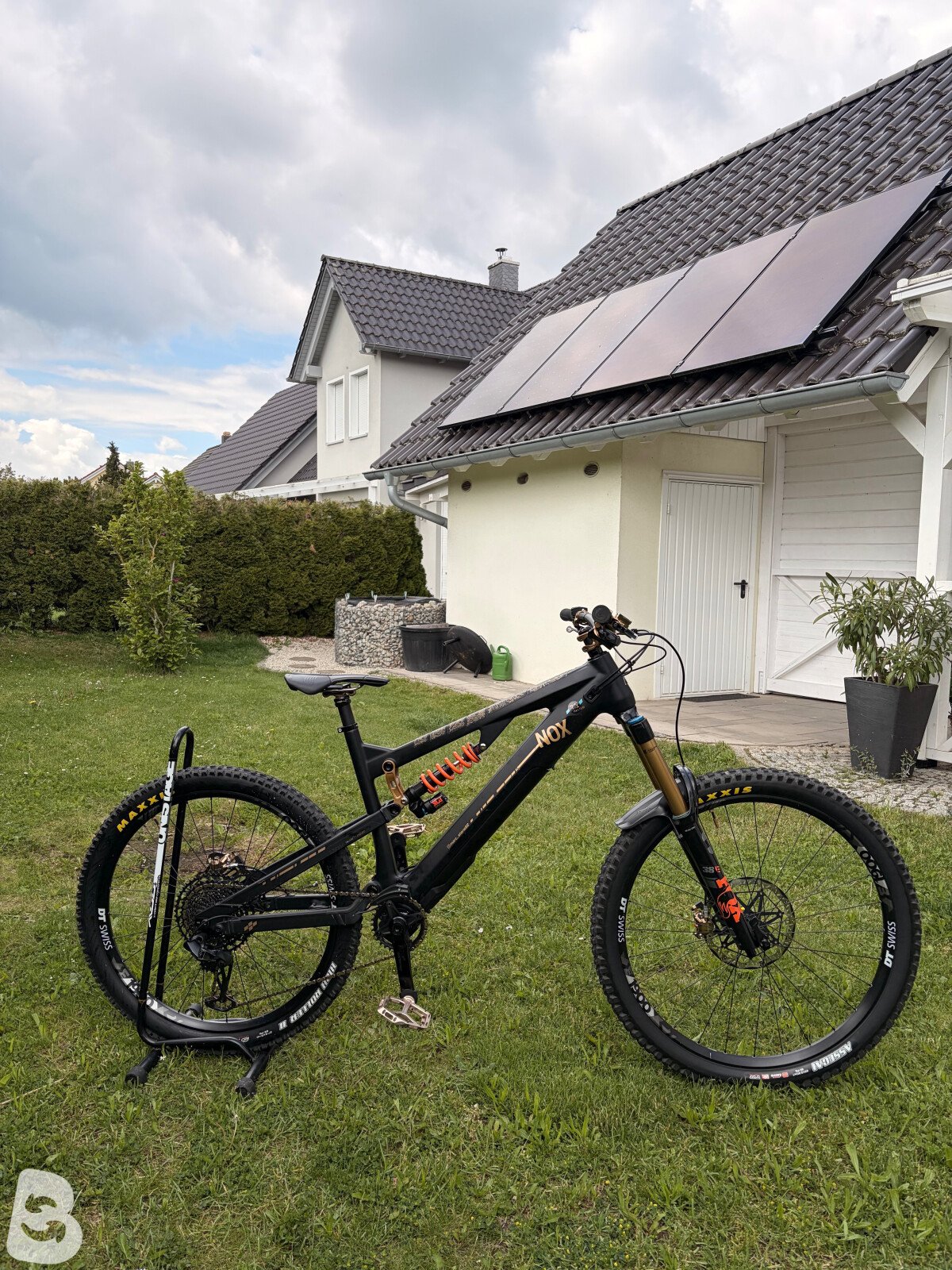 Nox Cycles Helium 7.1 2023