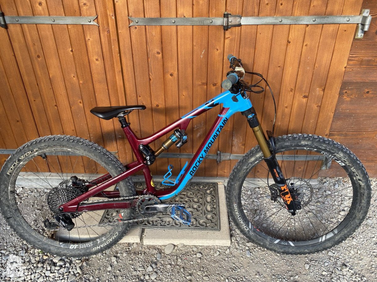 Rocky Mountain Altitude Carbon 2018