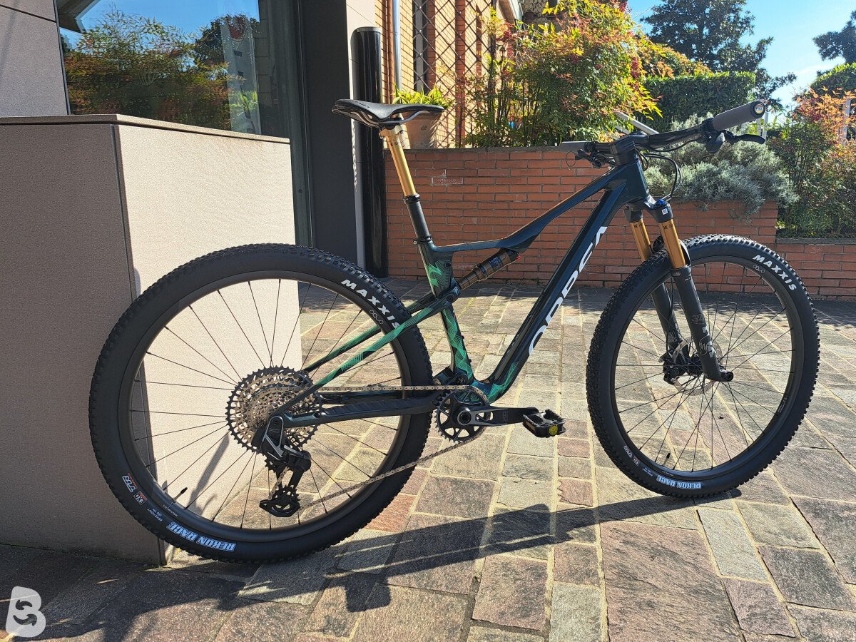 Orbea OIZ M-TEAM AXS 2024