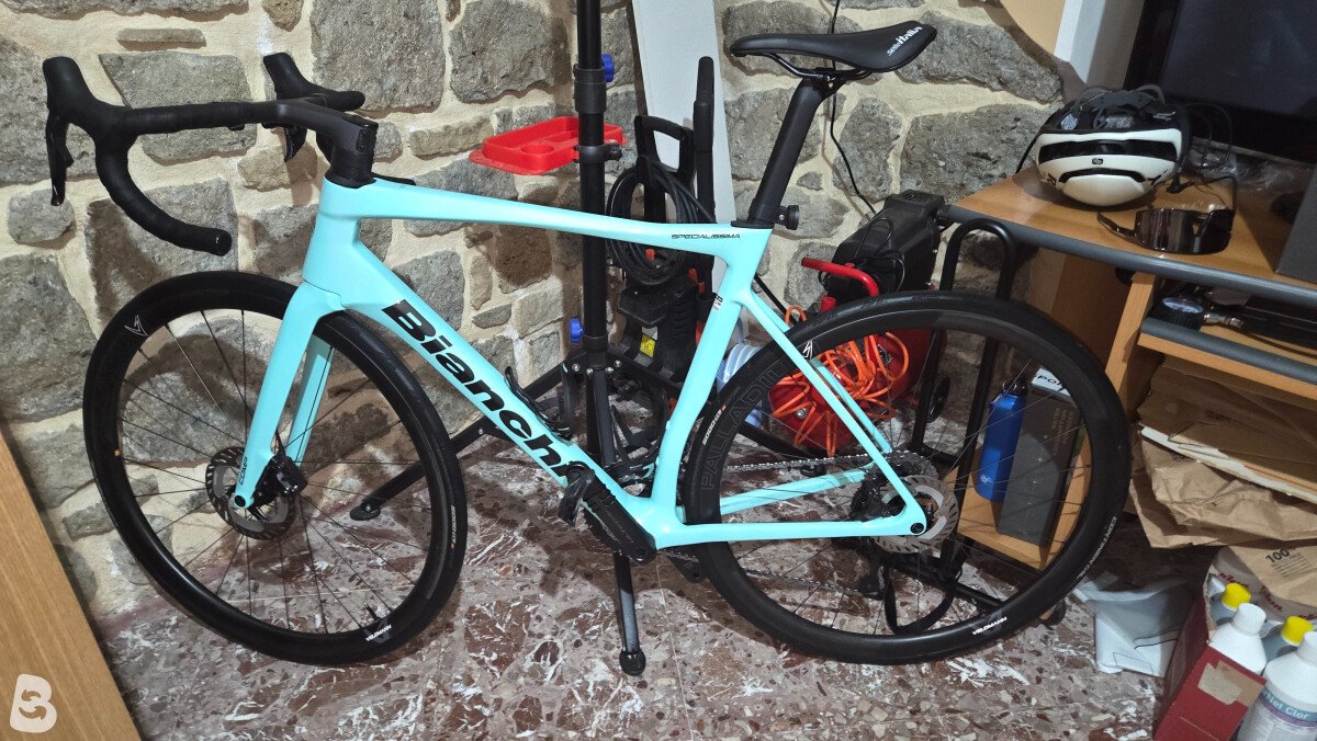 Bianchi Specialissima Comp 2025