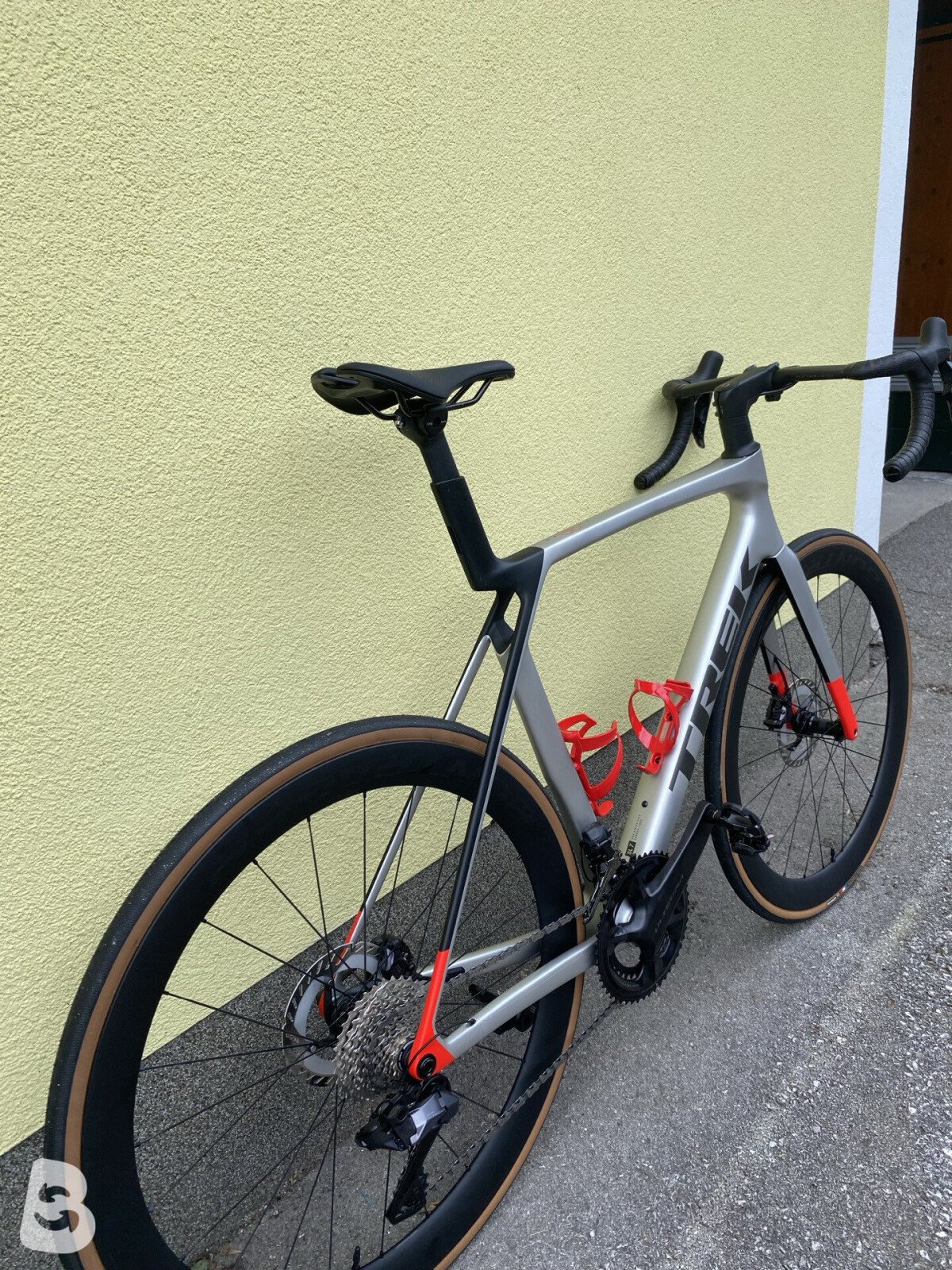 Trek MADONE SL7 GEN8 SILVER 2024