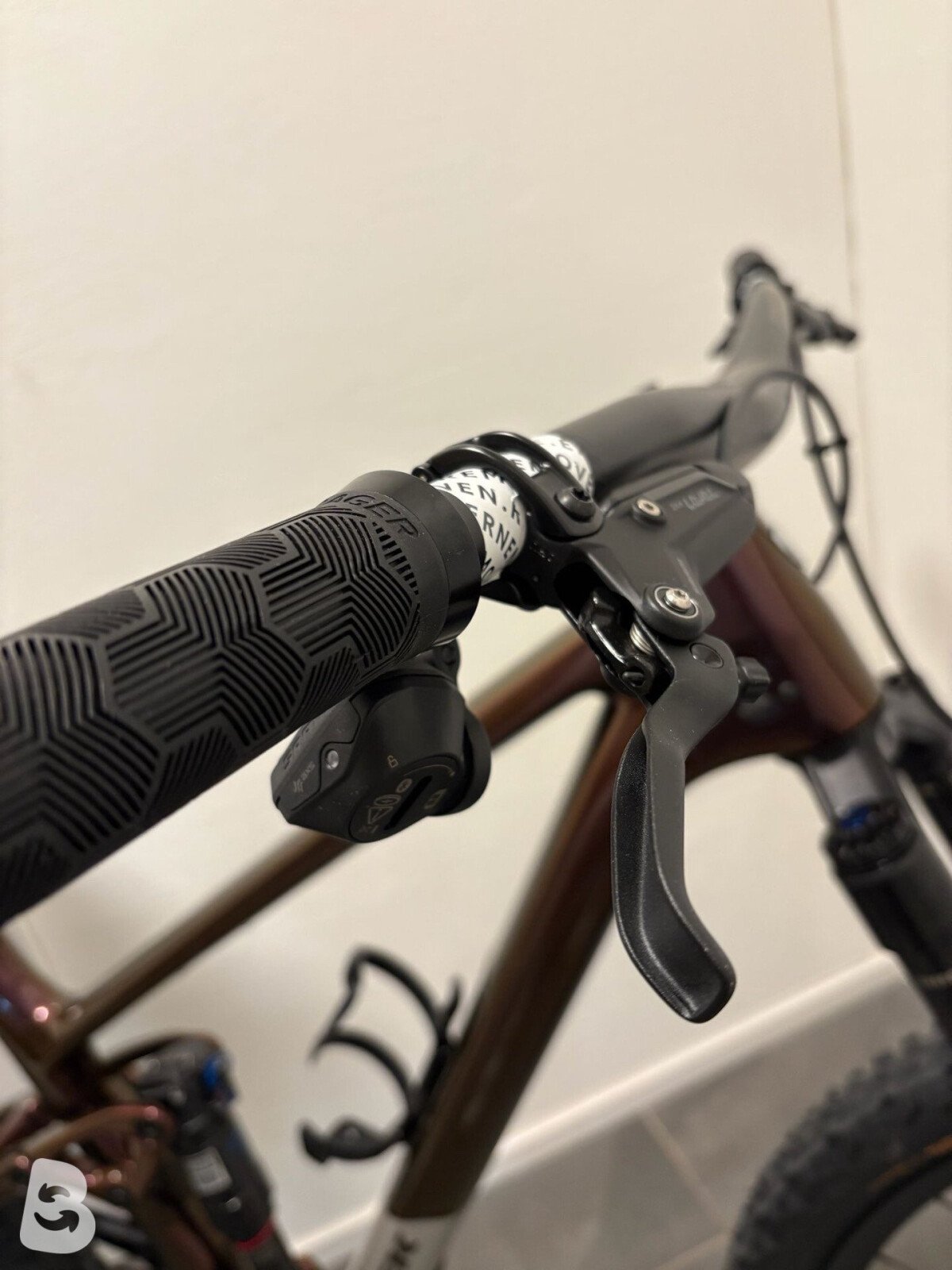 Trek Top Fuel 9.9 X0 AXS Gen 4 2025