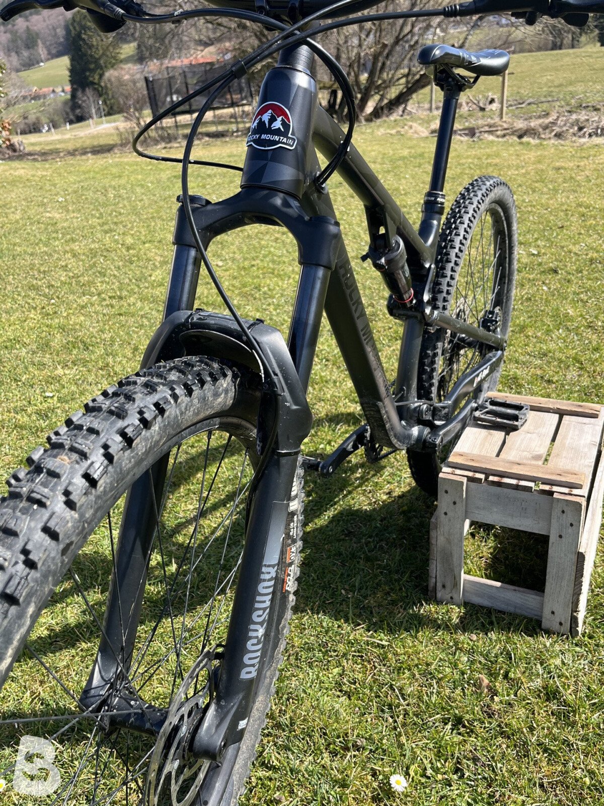 Rocky Mountain Element Alloy 10 2024