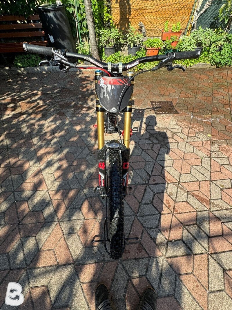 Commencal Furious 2019