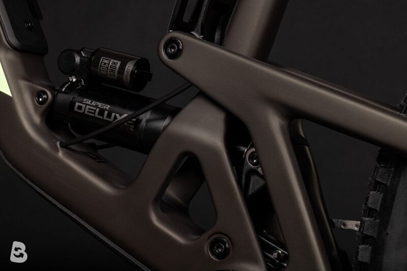 Santa Cruz Nomad XT Di2 Coil 2027