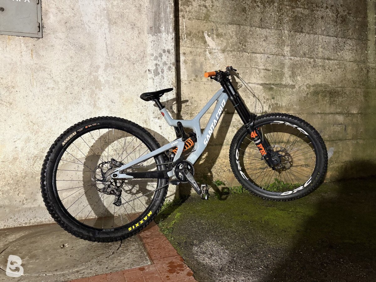 Santa Cruz V10 S Carbon 2021