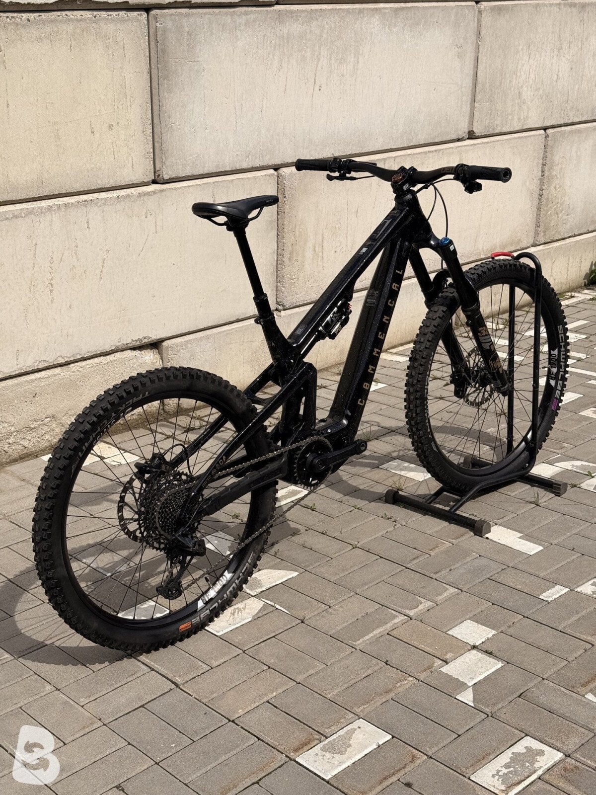 Commencal Meta power SX Race Team 2025