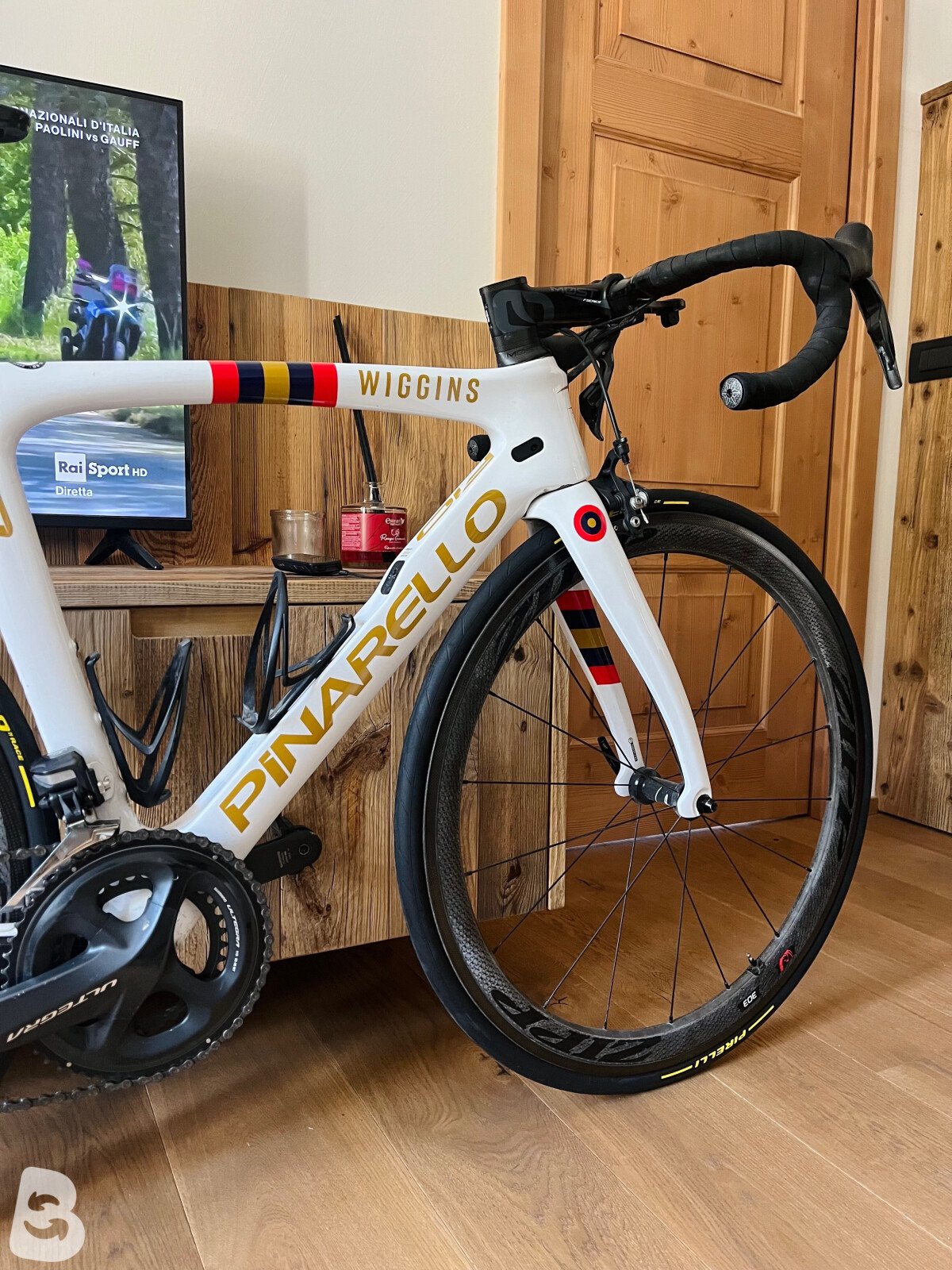 Pinarello Dogma F10 Ultegra Di2 Bike 2019