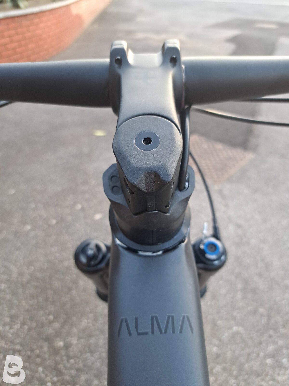 Orbea ALMA M30 2024