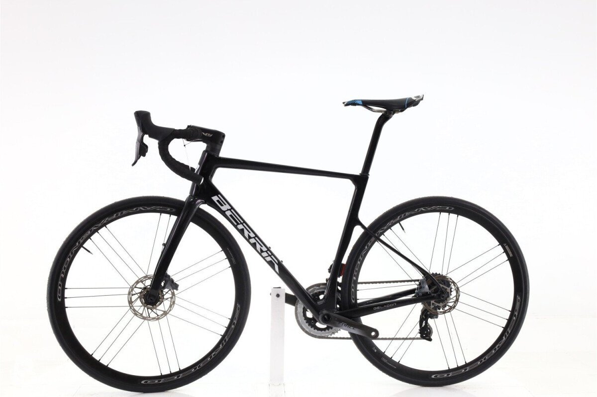 Berria Belador AXS 12V 2024