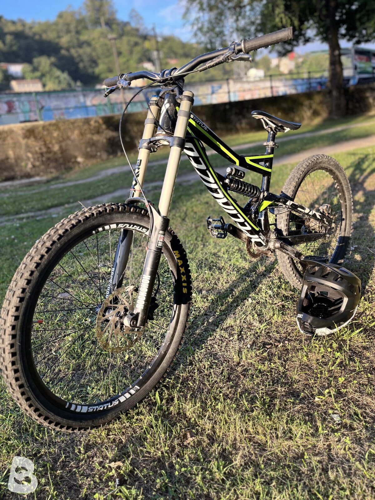 Specialized Status 2014