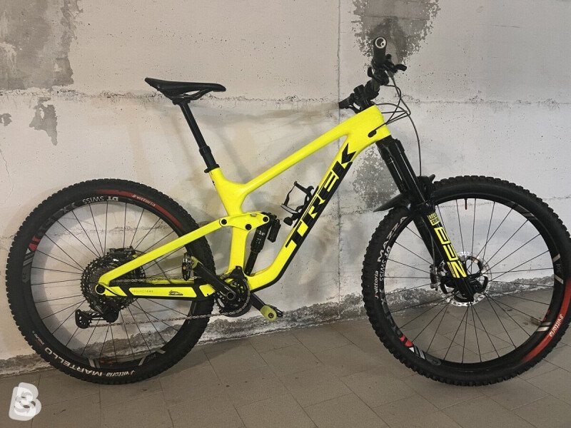Trek Slash 9.8 XT 2021