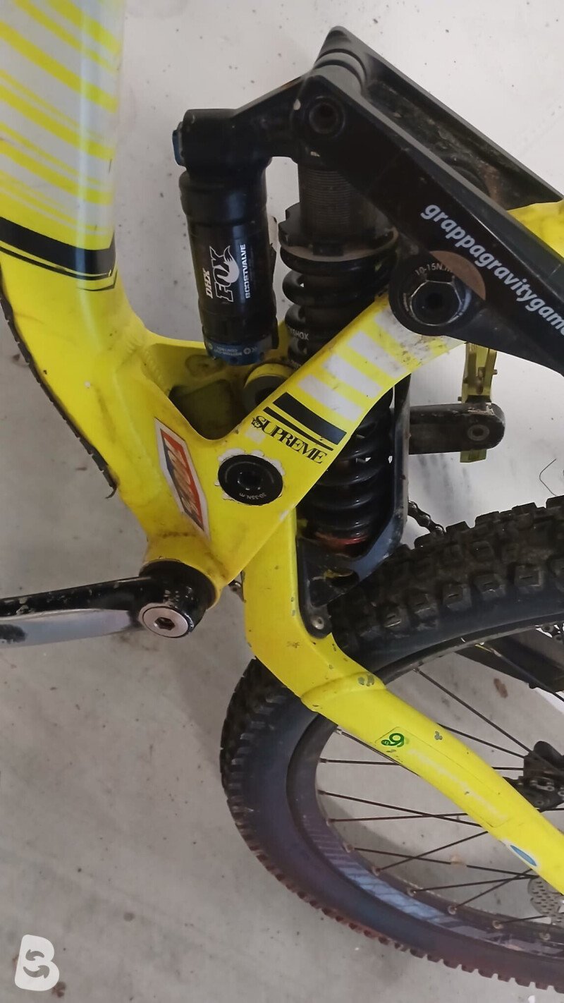 Commencal SUPREME DH V3 2014