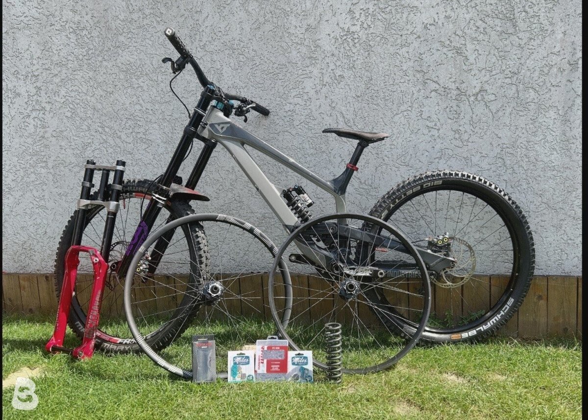 YT Industries Tues 2021