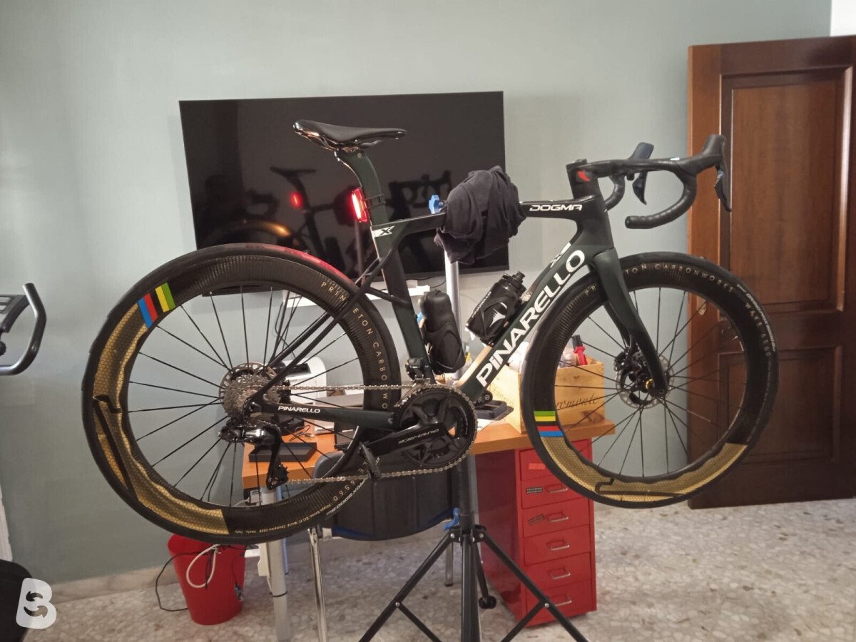 Pinarello DOGMA X SOLAR GREEN 2025