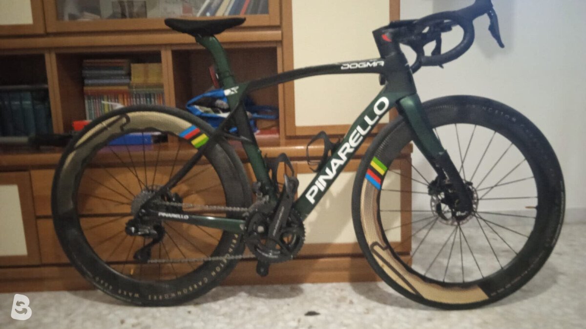 Pinarello DOGMA X SOLAR GREEN 2025