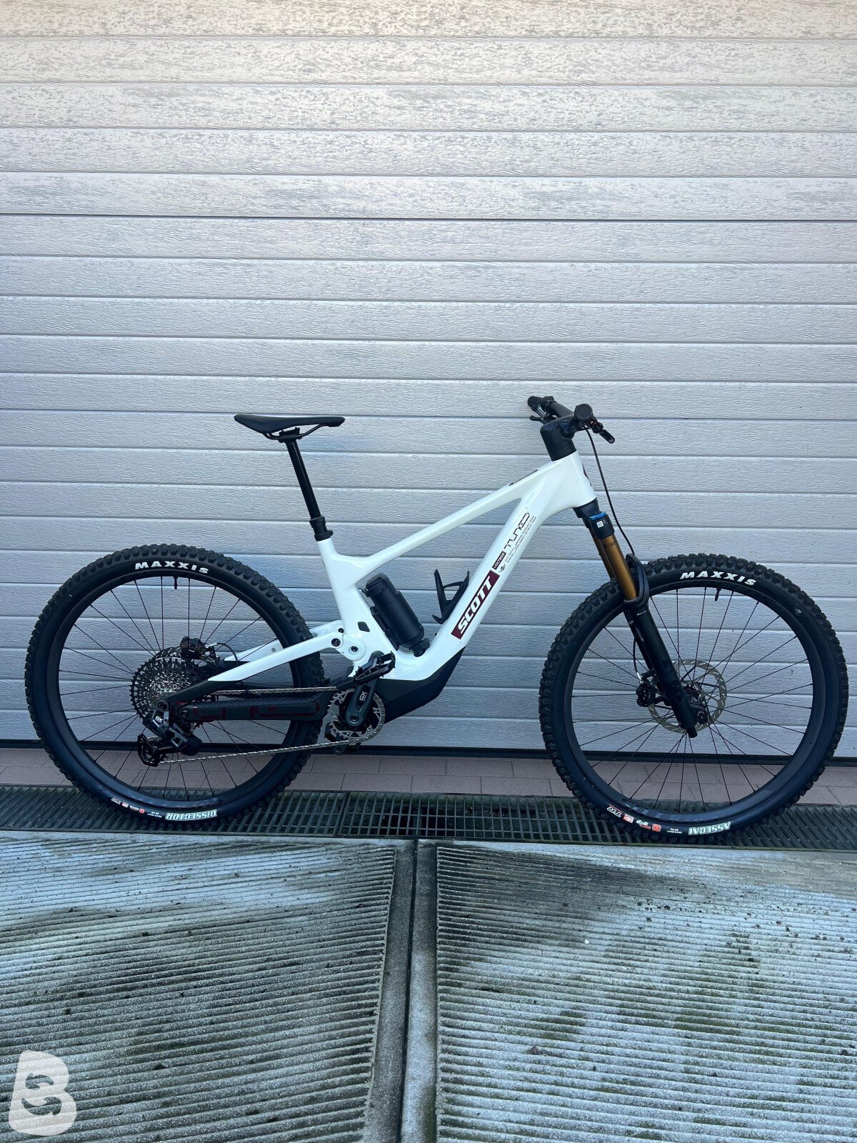 Scott VOLTAGE 900 TUNED 2025