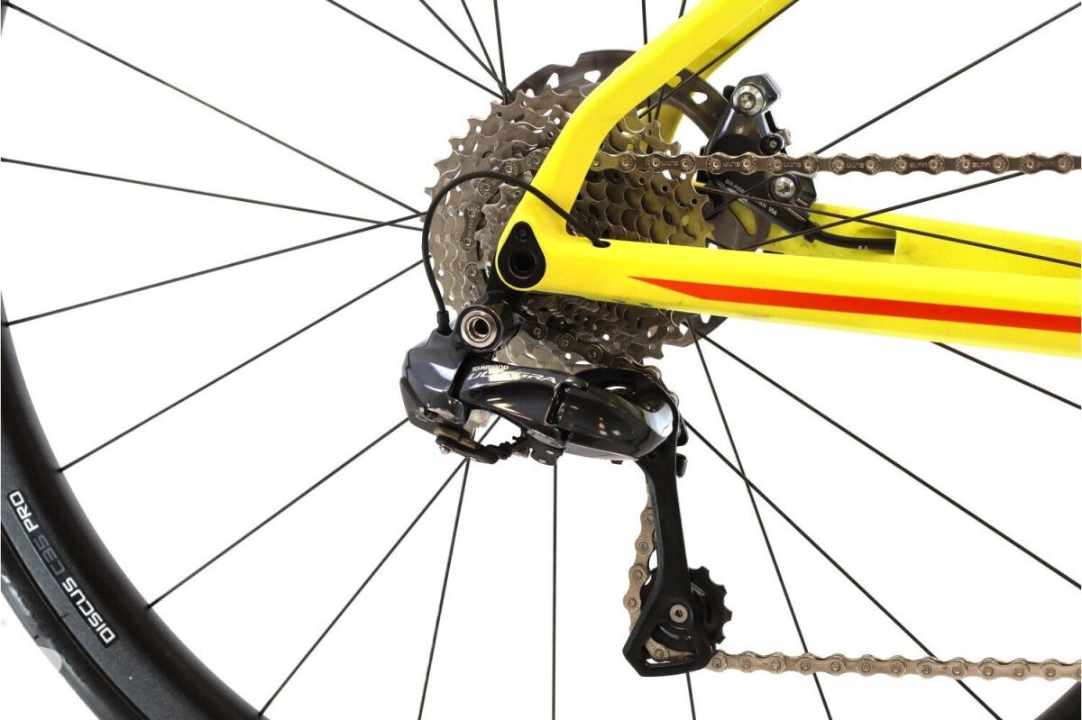BMC Roadmachine 02 Di2 11V 2021