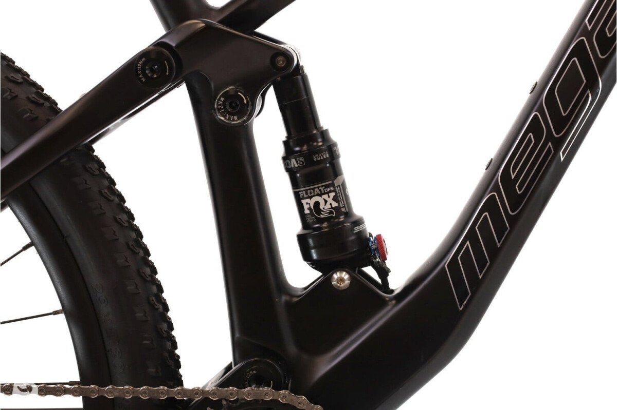 Megamo TRACK 10 2024