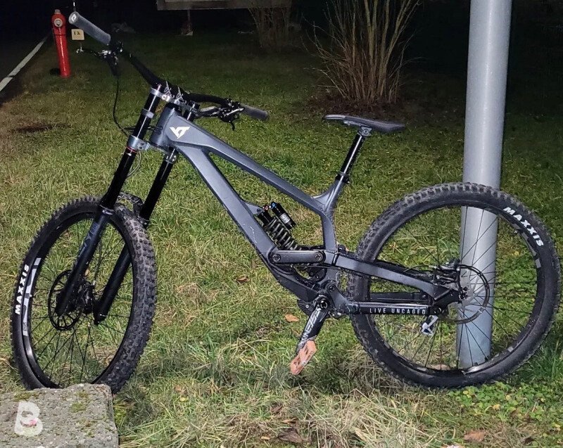 YT Industries Tues base 2021