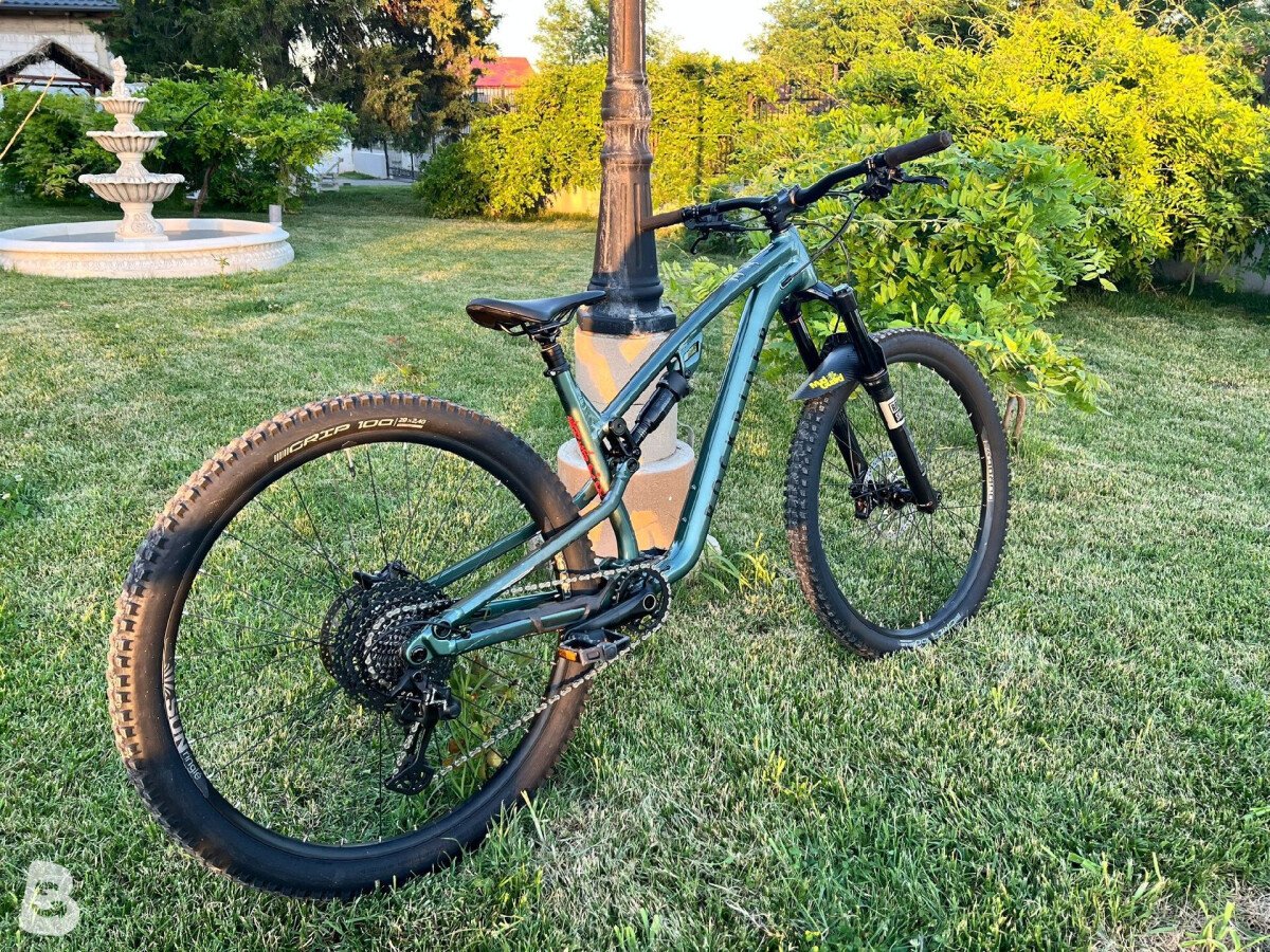 Rockrider All-Mountain Feel 700 S 2025