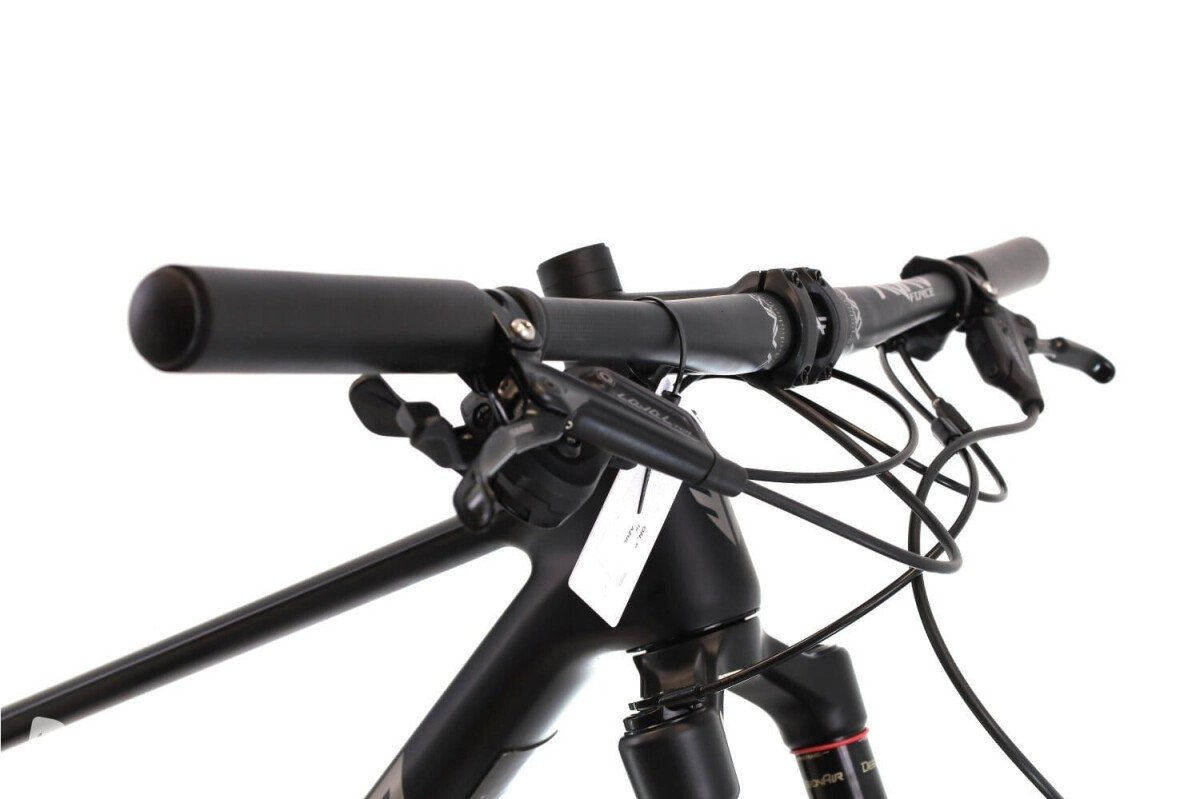 Berria Mako 6.1 XT 2025