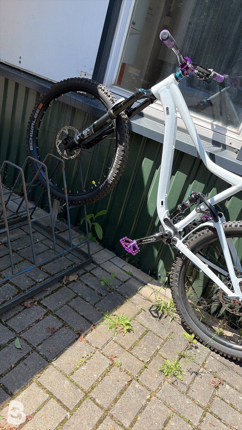 Giant Trance 1 2020