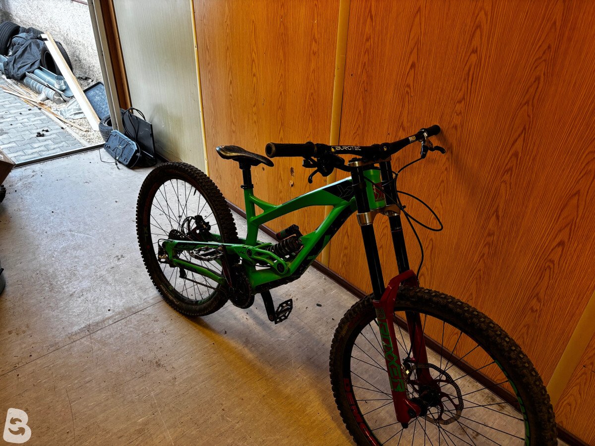 YT Industries TUES AL 2016