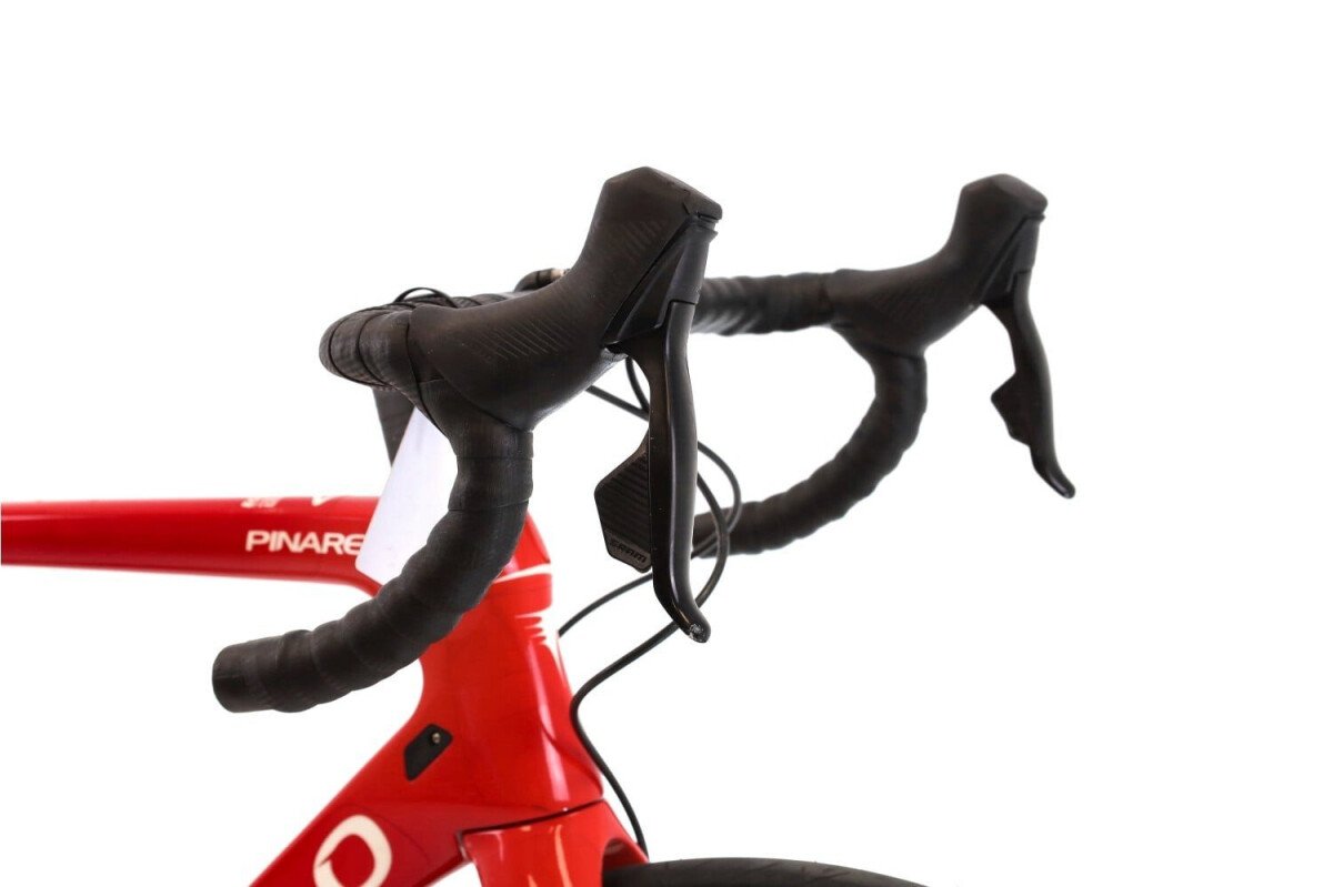 Pinarello Paris Disk AXS 12V 2024
