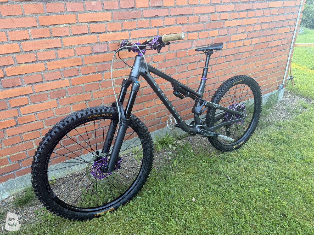 Commencal Meta SX 2023