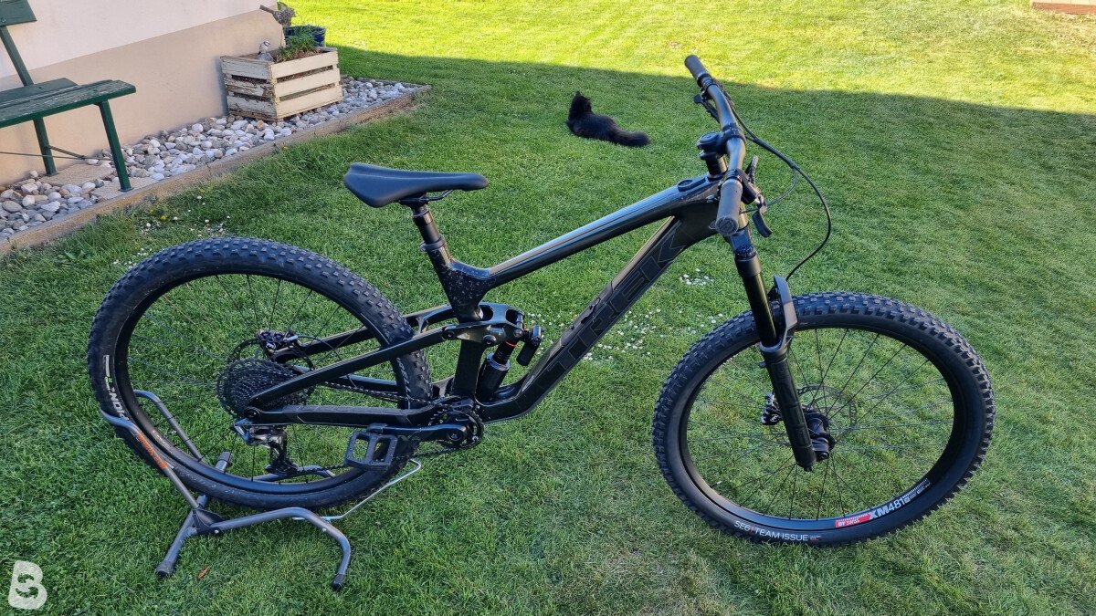 Trek Slash 9.7 (Upgrade & NewParts) 2021