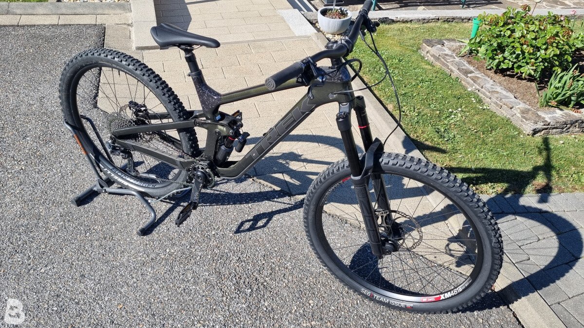 Trek Slash 9.7 (Upgrade & NewParts) 2021