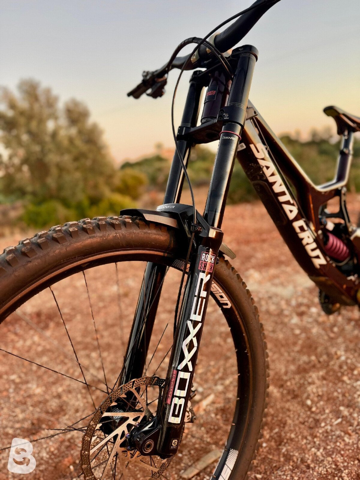 Santa Cruz V10 S MX / Carbon CC 2023