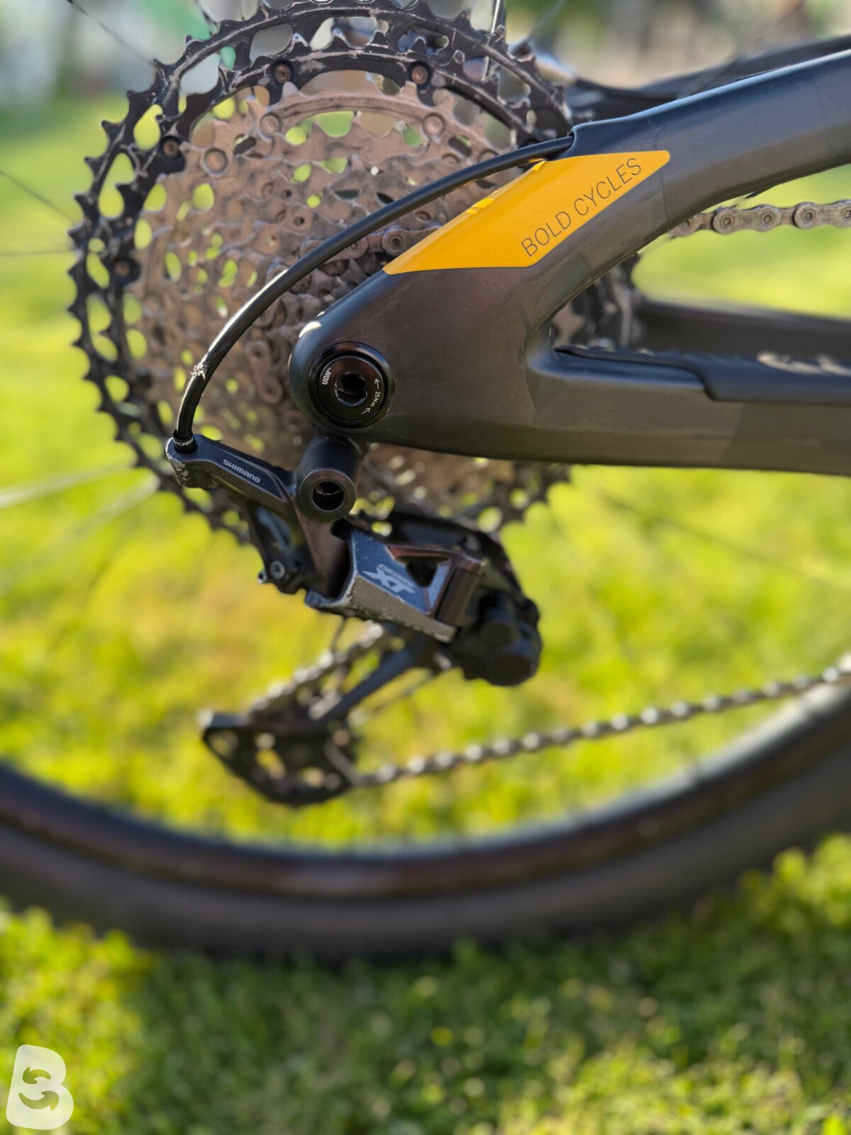 Bold Linkin 150 Pro Shimano XT / RaceFace 2022