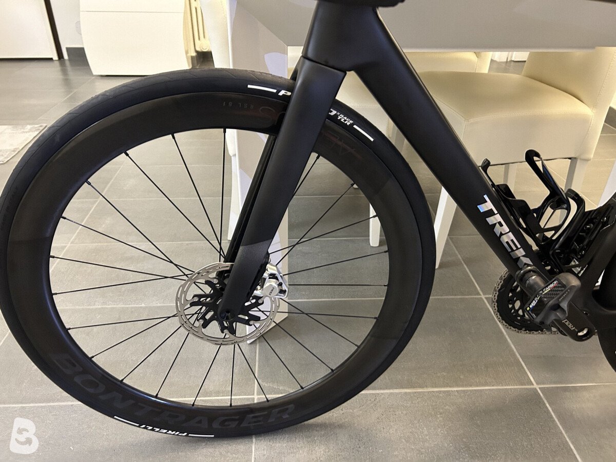 Trek Madone 8 2025