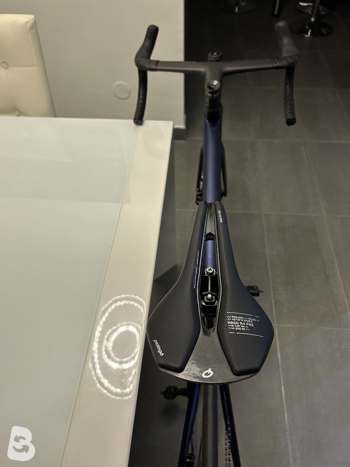 Specialized Tarmac SL8 Pro - Ultegra Di2 2025
