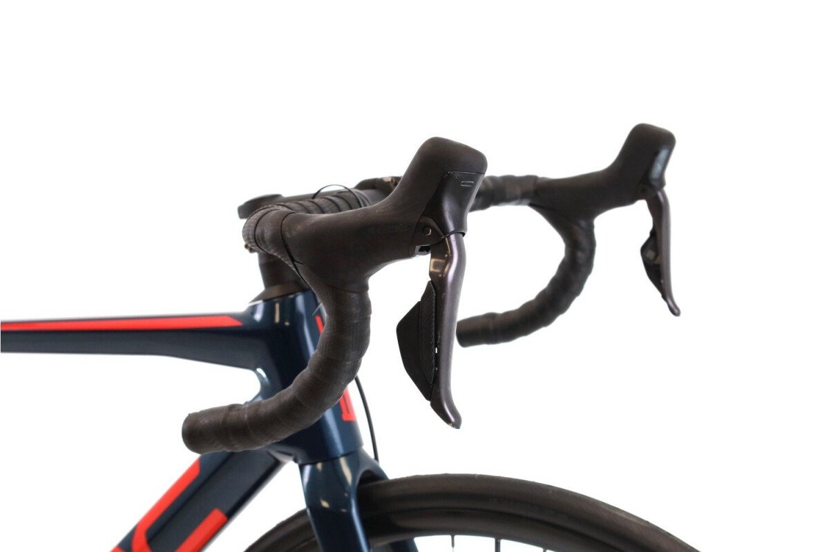 BMC Teammachine SLR THREE Di2 12V 2024