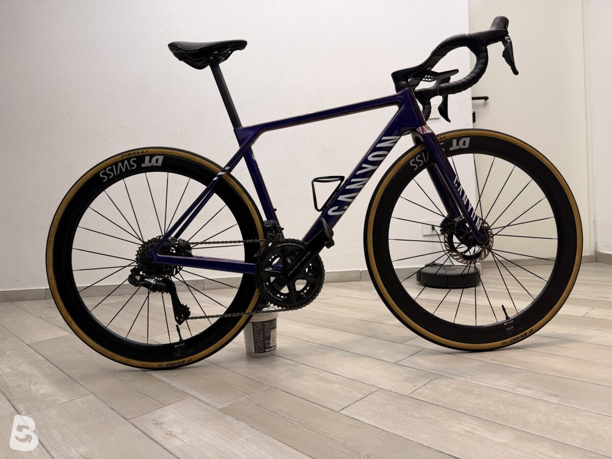 Canyon Ultimate CFR Di2 Aero 2023