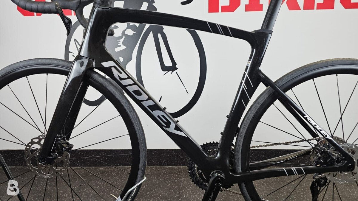 Ridley Noah Disc - Shimano 105 DI2 // 2x12s 2025