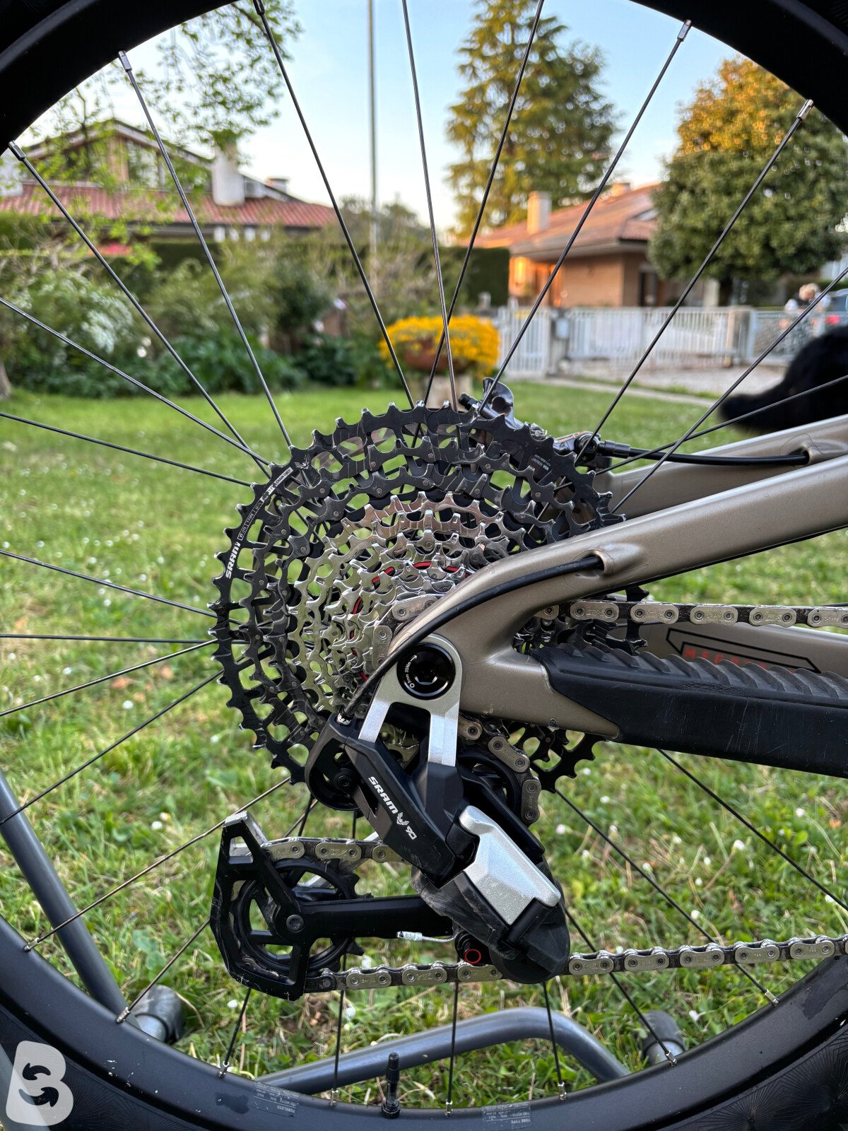 Santa Cruz MEGATOWER S / Carbon C 2023