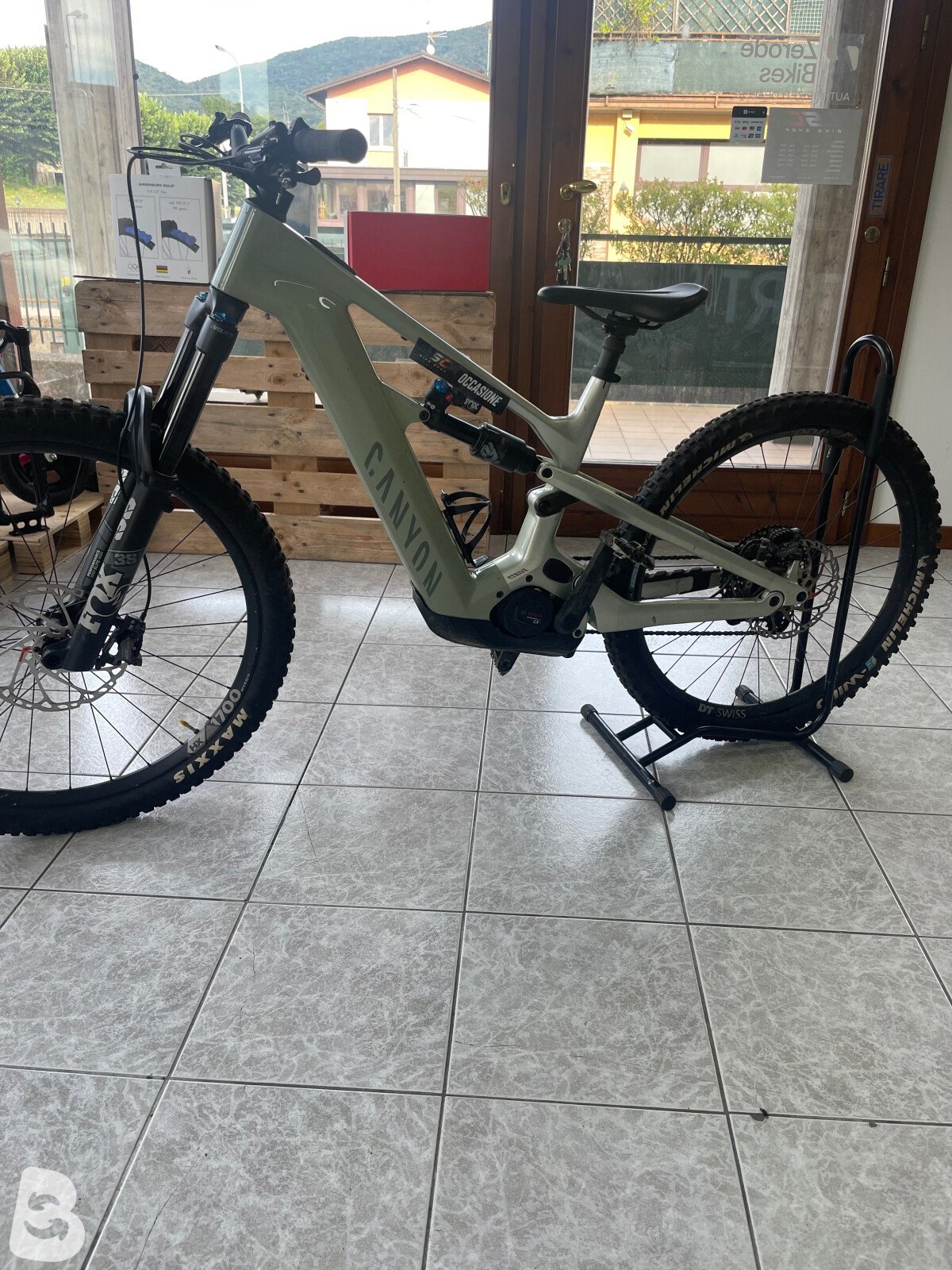 Canyon Strive:ON CFR 2024