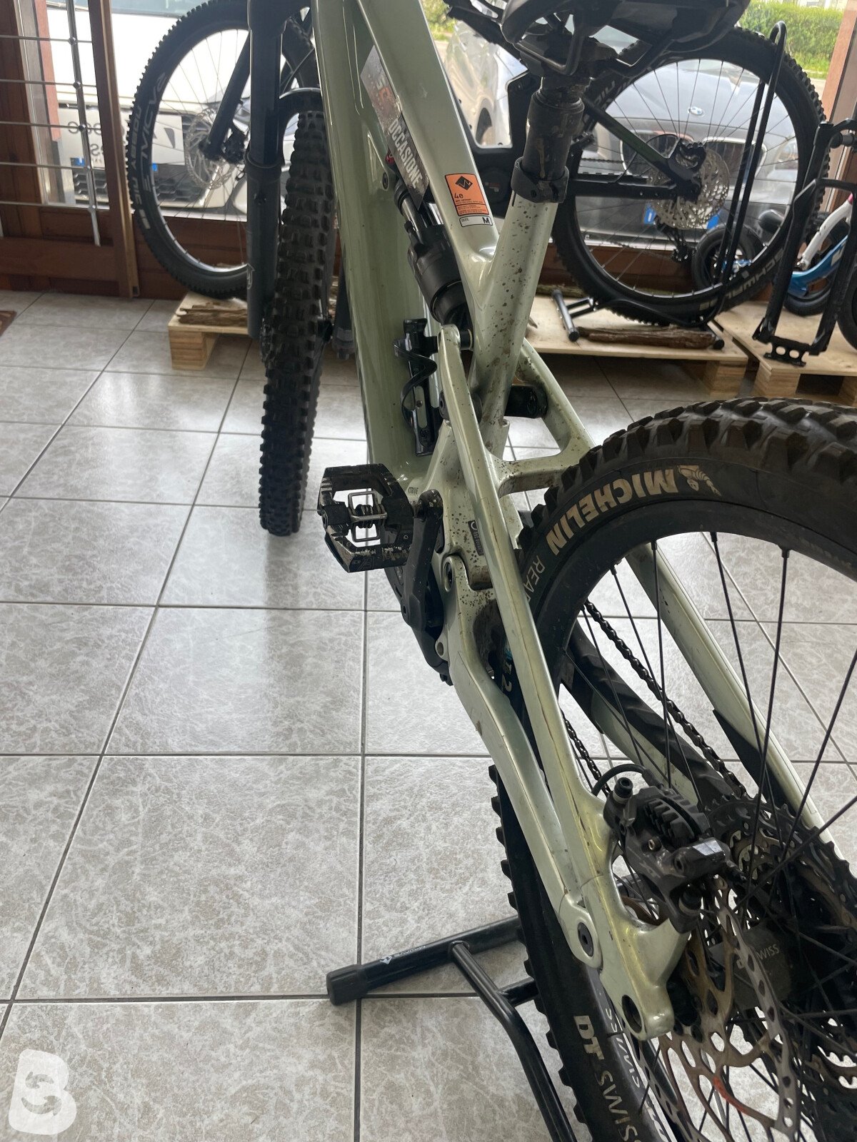 Canyon Strive:ON CFR 2024