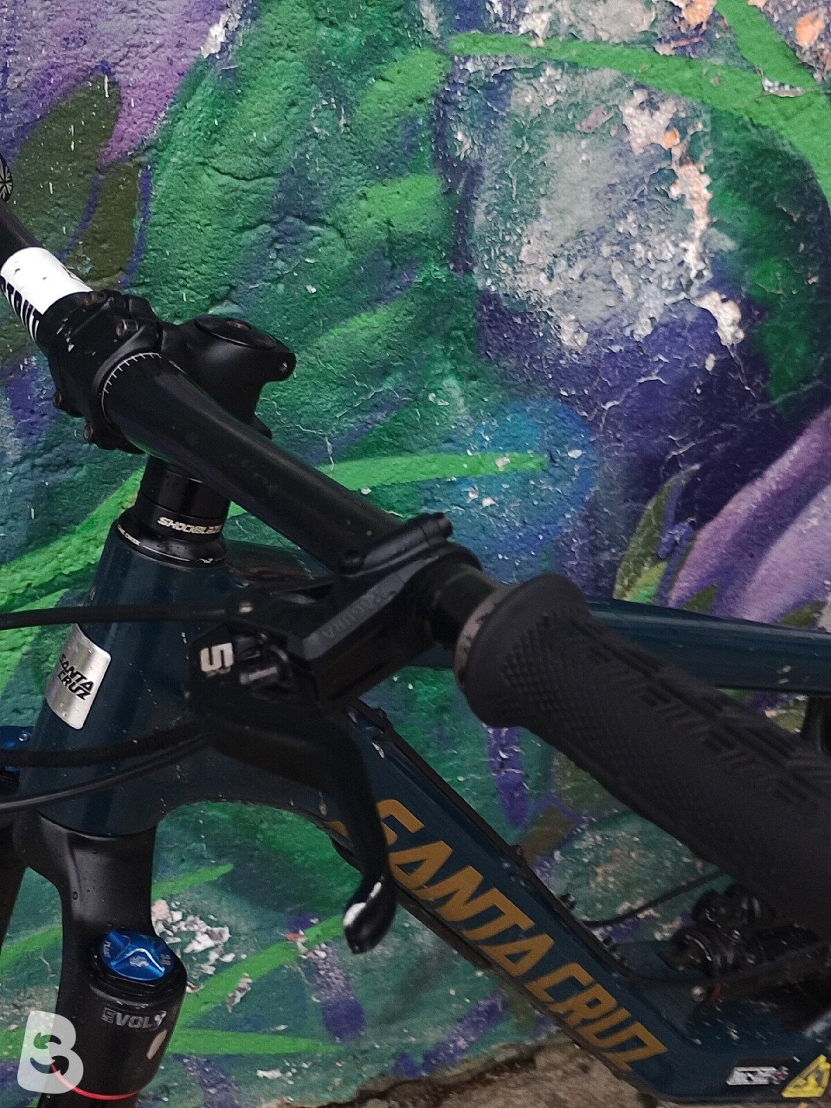 Santa Cruz Nomad V4 C S 2020