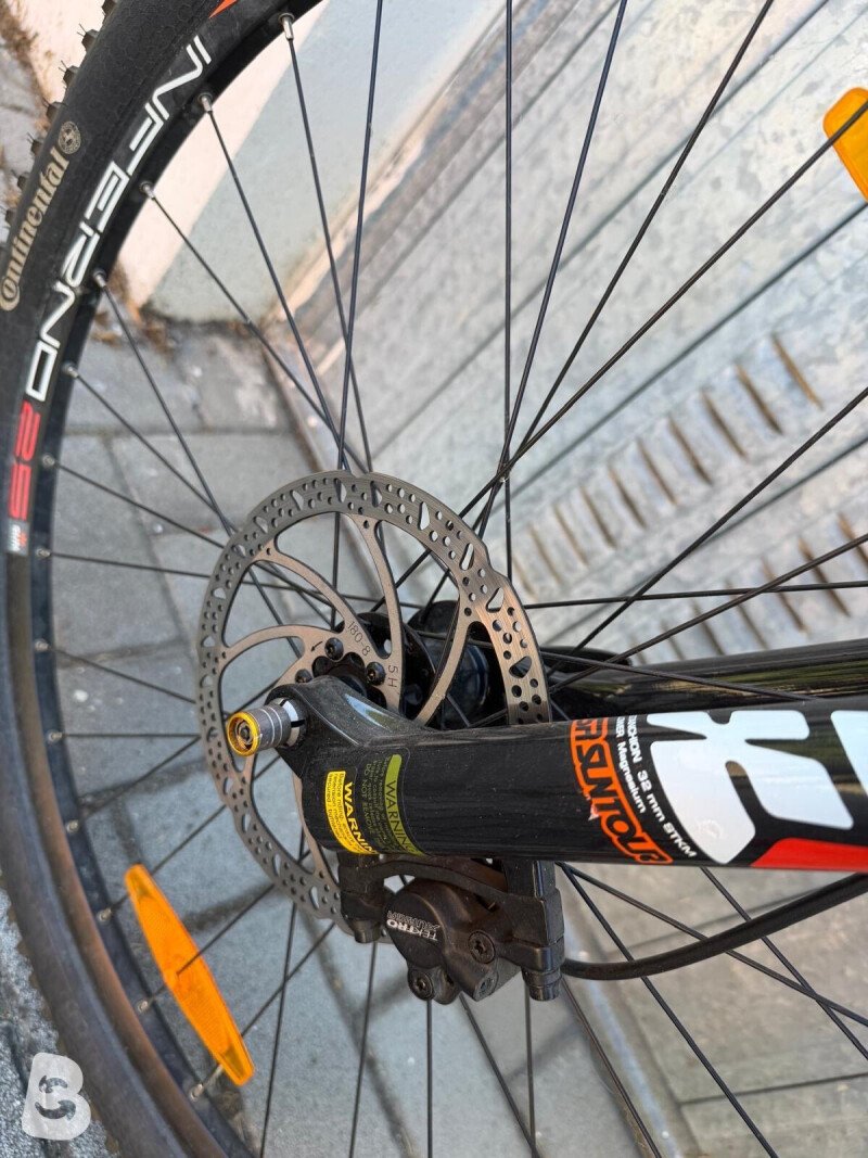 Nakto Nakita spider hybrid 2019