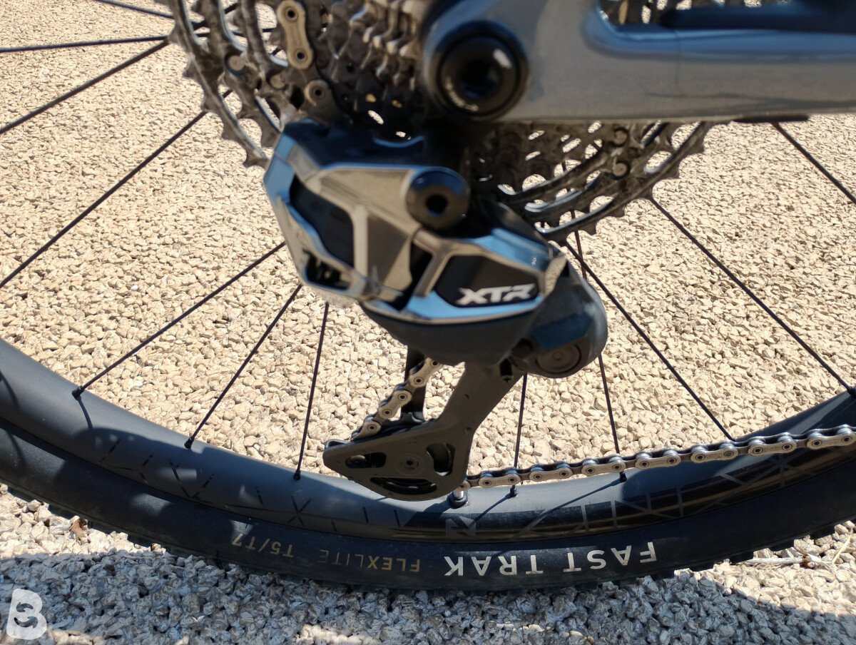 Specialized EPIC 8 pro 2025