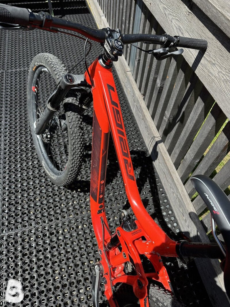 Giant Reign 2 2018