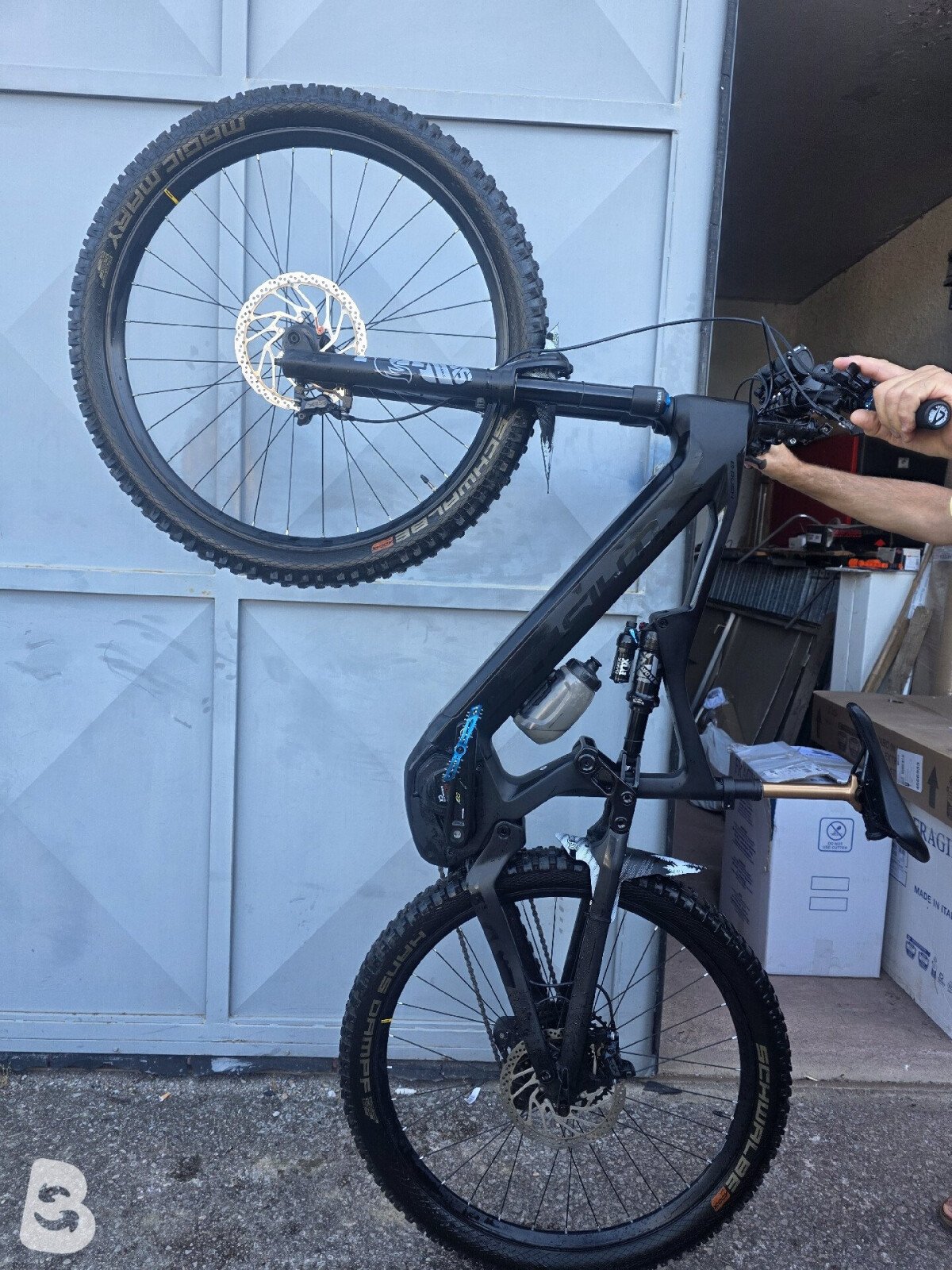 Whistle B-Rush Carbon 2023
