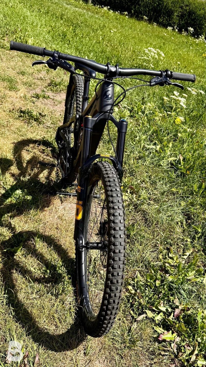 Pivot SHUTTLE SL Pro X01 2023