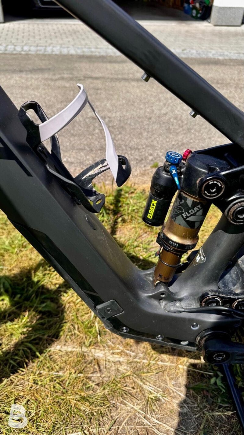 Pivot SHUTTLE SL Pro X01 2023