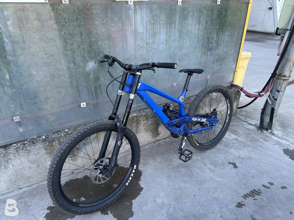 YT Industries Tues Base 2020